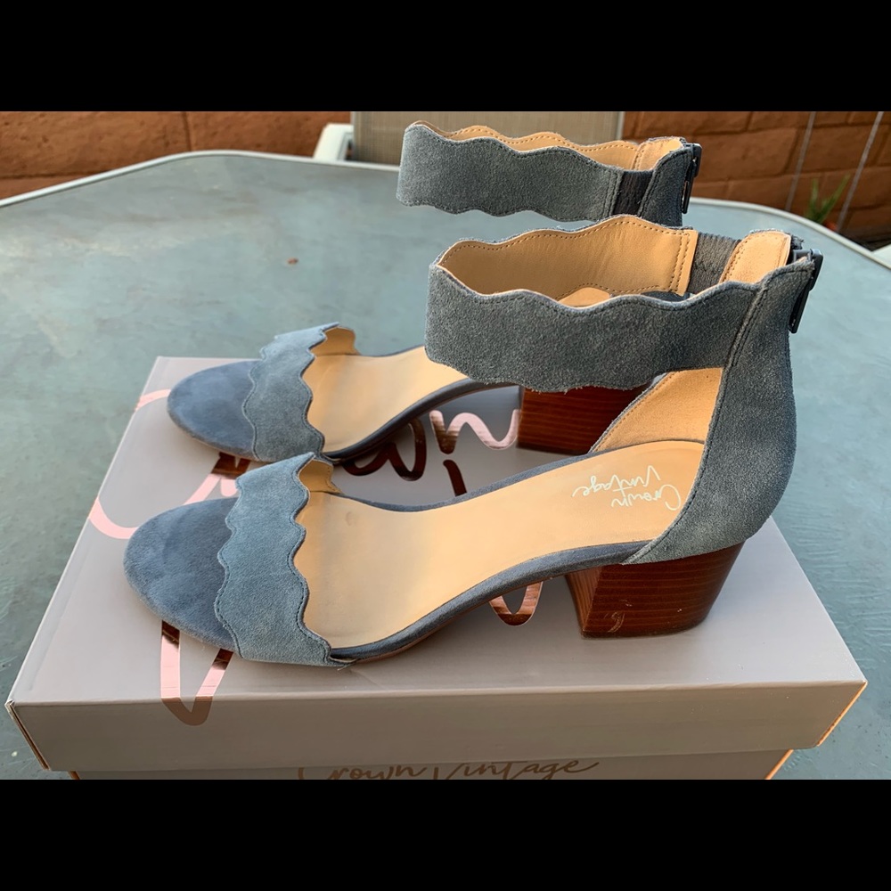 DSW 2 inch Heels : Thelania Navy